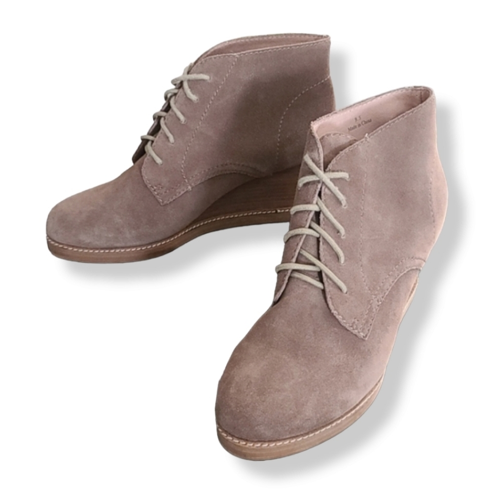 J JILL Chukka Wedge Boots 9.5 Ankle Booties Tan Suede Lace Up Oxfords Wedges - Picture 6 of 13